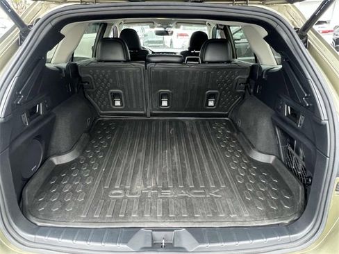 Used 2020 Subaru Outback Limited image 12