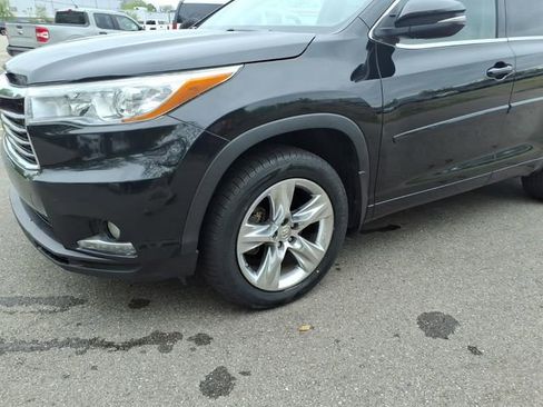 Used 2015 Toyota Highlander Limited Platinum AWD/4WD image 4