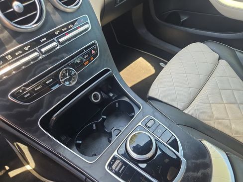 Used 2018 Mercedes-Benz C 300 Sedan image 24