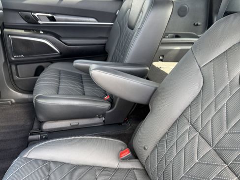 Certified 2023 Kia Telluride SX Prestige X-Pro image 16
