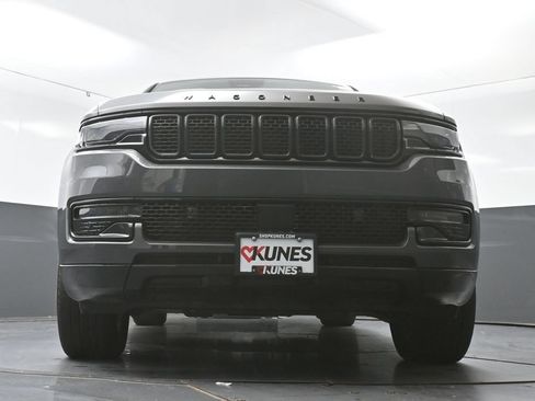 Used 2024 Jeep Wagoneer Series II AWD/4WD image 54
