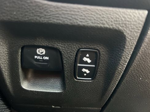 Used 2019 RAM 1500 Big Horn image 39