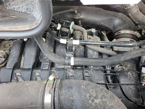 Used 2024 RAM ProMaster 2500 w/ Safety Group image 27