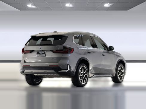 Used 2026 BMW X1 xDrive28i w/ Convenience Package AWD/4WD image 9