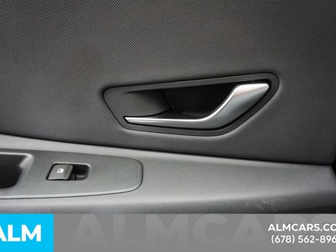 Used 2025 Hyundai Elantra Sport image 50