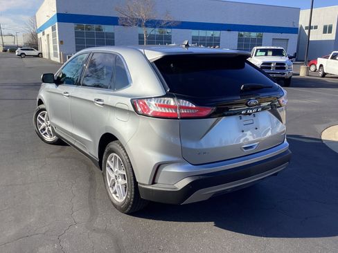 Used 2024 Ford Edge SEL image 2