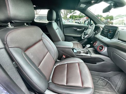 Used 2025 Chevrolet Blazer RS w/ Driver Confidence II Package FWD image 28
