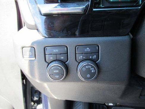 Certified 2023 Chevrolet Silverado 1500 LT AWD/4WD image 19