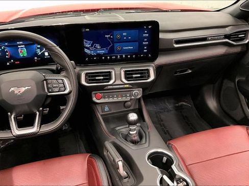 Used 2025 Ford Mustang GT Premium w/ GT Performance Package RWD image 7