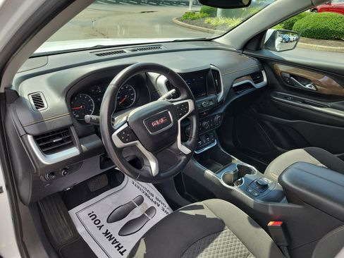 Used 2018 GMC Terrain SLE w/ Driver Convenience Package AWD/4WD image 17