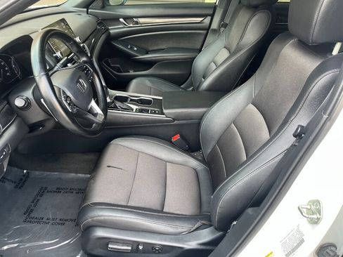 Used 2020 Honda Accord Sport image 9