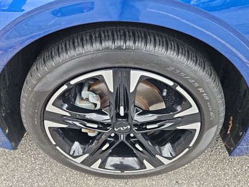Used 2023 Kia K5 GT-Line image 10