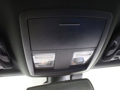 Used 2015 Dodge Challenger R/T Scat Pack RWD image 22