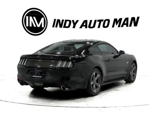Used 2015 Ford Mustang GT image 4