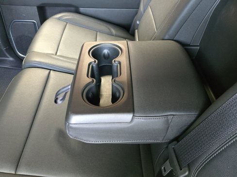 Used 2022 Chevrolet Silverado 1500 LT Trail Boss w/ LT Trail Boss Premium Package AWD/4WD image 19
