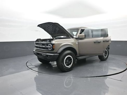 New 2026 Ford Bronco Outer Banks w/ Sasquatch Package AWD/4WD image 43