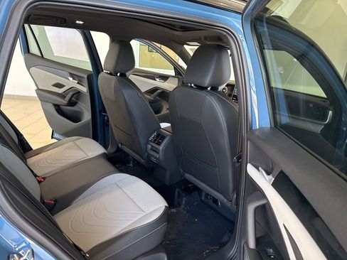 New 2025 Volkswagen Tiguan SE R-Line image 14