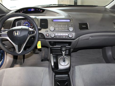 Used 2010 Honda Civic LX image 12