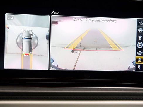 Certified 2021 Mercedes-Benz G 63 AMG 4MATIC image 32