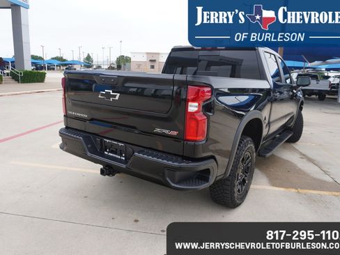 Used 2026 Chevrolet Silverado 1500 ZR2 AWD/4WD image 5