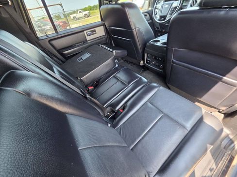 Used 2017 Ford Expedition Limited RWD image 6