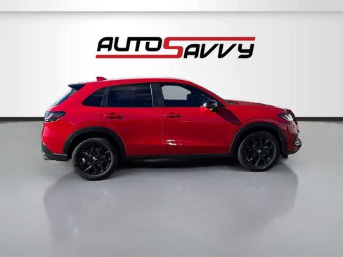 Used 2025 Honda HR-V Sport image 8