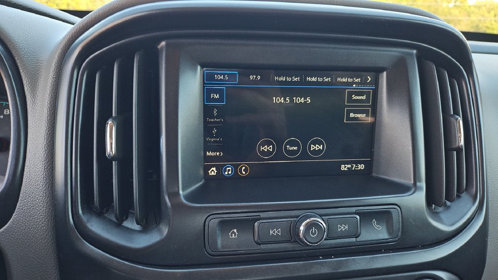 Used 2019 Chevrolet Colorado W/T w/ WT Convenience Package RWD image 10