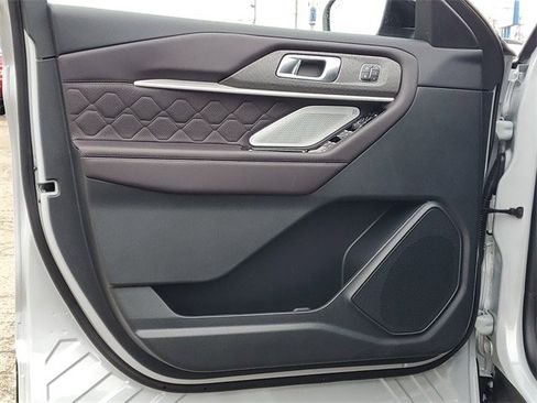 New 2026 Ford Explorer Platinum w/ LUX Leather Package image 11