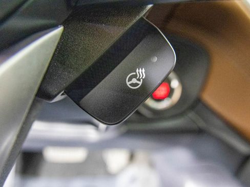 Used 2023 Subaru Outback Touring XT image 33