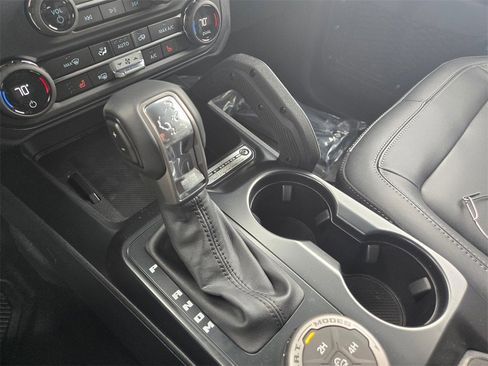 New 2025 Ford Bronco Big Bend w/ Black Diamond Package image 20