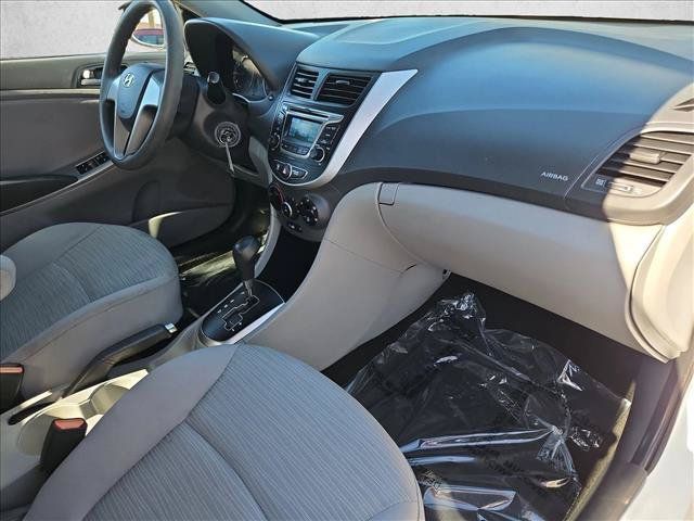 Used 2017 Hyundai Accent SE FWD image 19