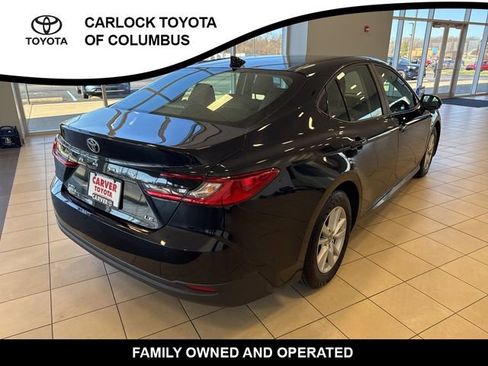 Used 2025 Toyota Camry LE FWD image 7