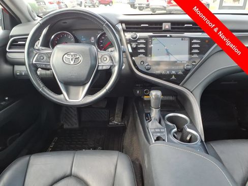 Used 2019 Toyota Camry XSE FWD image 12