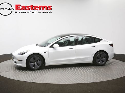 Used 2023 Tesla Model 3 Standard Range image 54