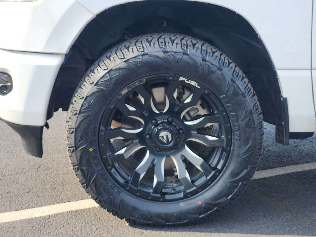 Used 2023 RAM 1500 Laramie AWD/4WD image 9