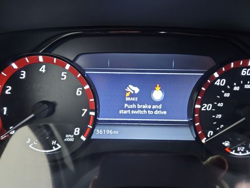 Used 2023 Nissan Frontier PRO-4X w/ Pro-4X Premium Package image 13