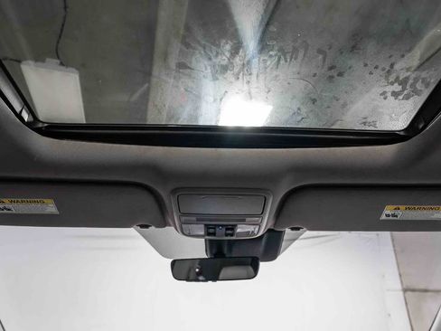 Used 2018 Honda Odyssey EX-L image 16