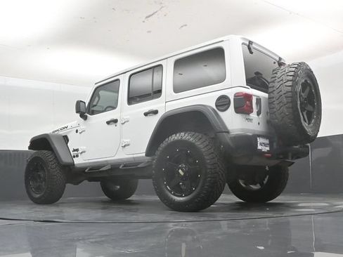 Used 2018 Jeep Wrangler Unlimited Rubicon w/ Steel Bumper Group AWD/4WD image 55