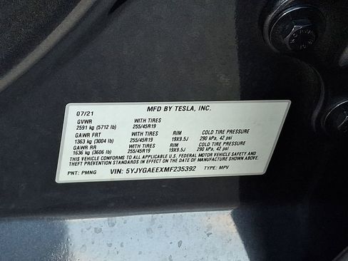 Used 2021 Tesla Model Y Long Range image 27
