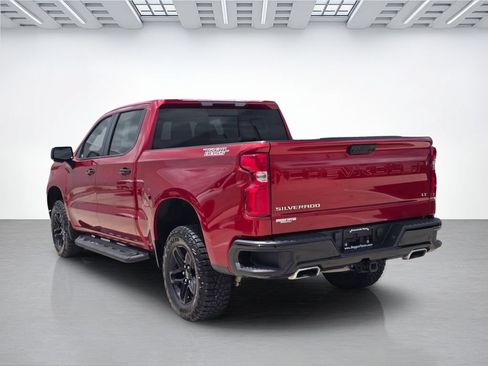 Used 2024 Chevrolet Silverado 1500 LT Trail Boss w/ LT Trail Boss Premium Package AWD/4WD image 5
