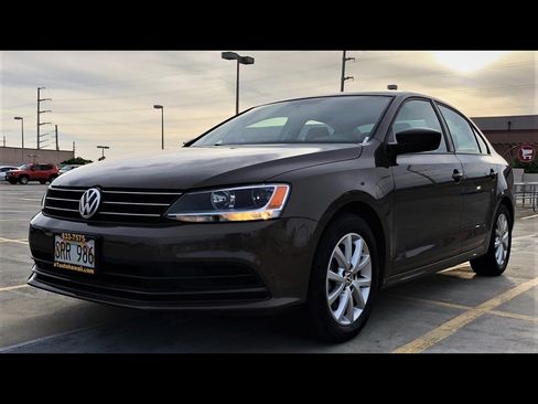 Used 2015 Volkswagen Jetta SE FWD image 1
