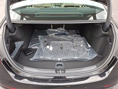 Used 2026 Mercedes-Benz C 300 4MATIC Sedan image 22