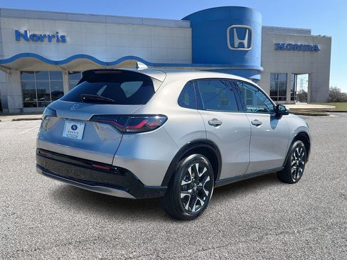 New 2026 Honda HR-V EX-L image 4