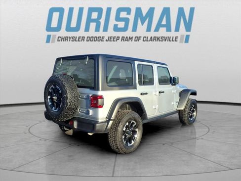 Used 2024 Jeep Wrangler Unlimited Rubicon 4xe image 3
