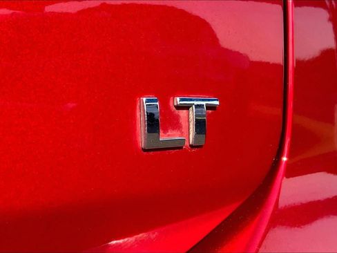 Used 2023 Chevrolet Equinox LT FWD image 10