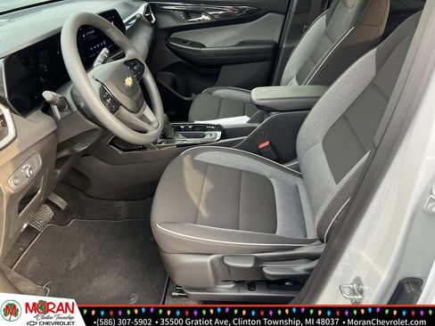 Certified 2025 Chevrolet TrailBlazer LS w/ LS Convenience Package image 15