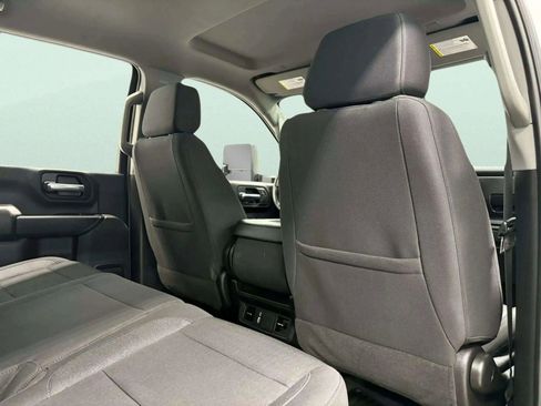 Used 2024 Chevrolet Silverado 2500 Custom w/ Custom Value Package image 13