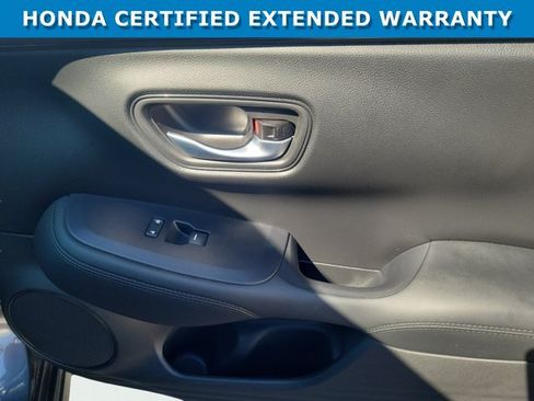 Used 2025 Honda HR-V LX image 19
