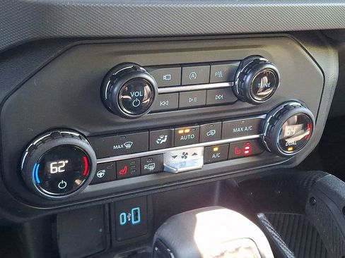 Used 2024 Ford Bronco Raptor w/ Interior Carbon Fiber Pack 6 AWD/4WD image 17