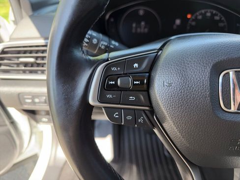 Used 2021 Honda Accord EX-L image 6